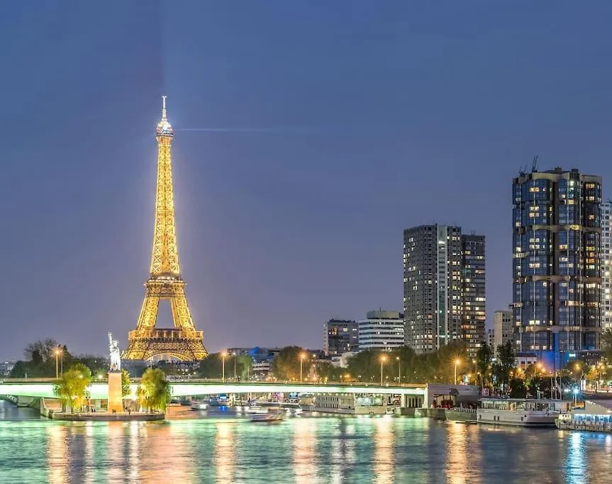 Mirabeau - View Seine & Tour Eiffel アパート *